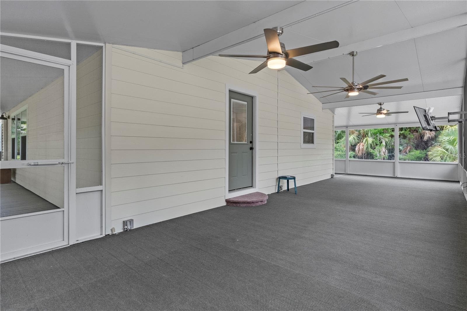 Manufactured Home at 11720 W NORTH PL, HOMOSASSA, photo 4 of 59