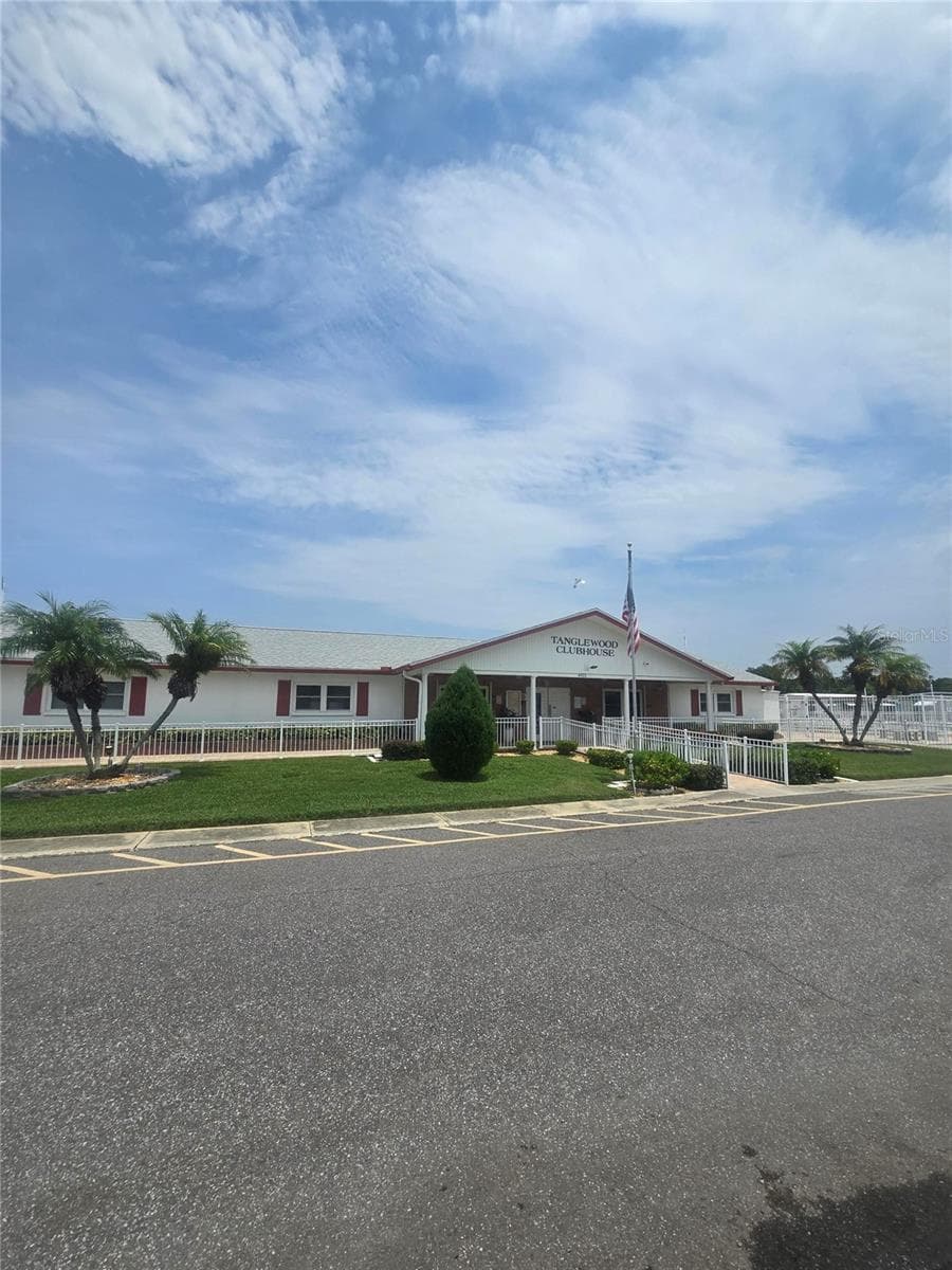 Clubhouse - 4645 BURNEY DR, HOLIDAY