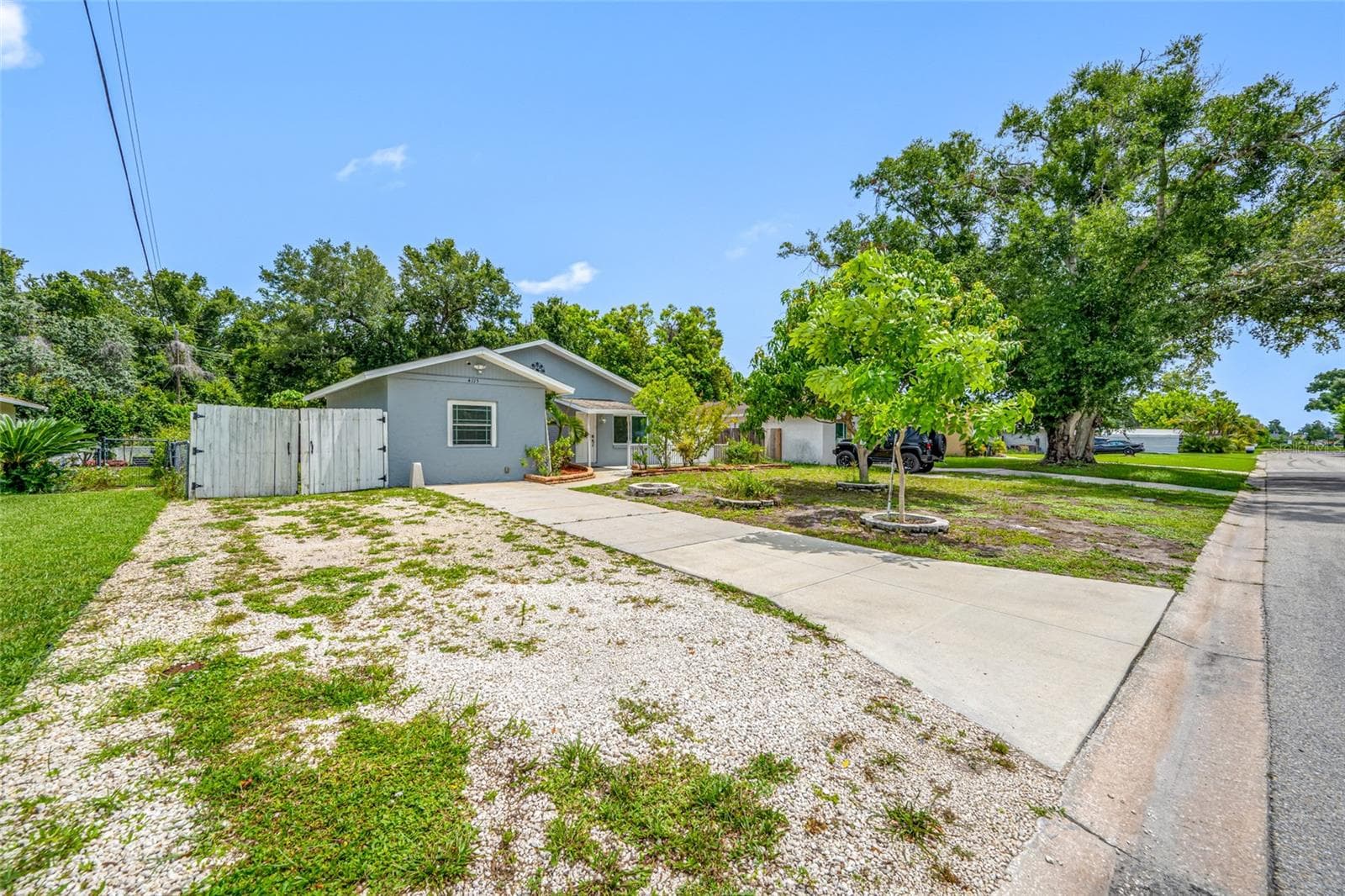 Single Family Residence at 4115 55TH AVENUE DR E, BRADENTON, photo 18 of 86