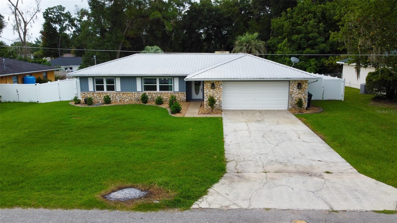 Single Family Residence at 5072 SE 27TH ST, OCALA, photo 4 of 74