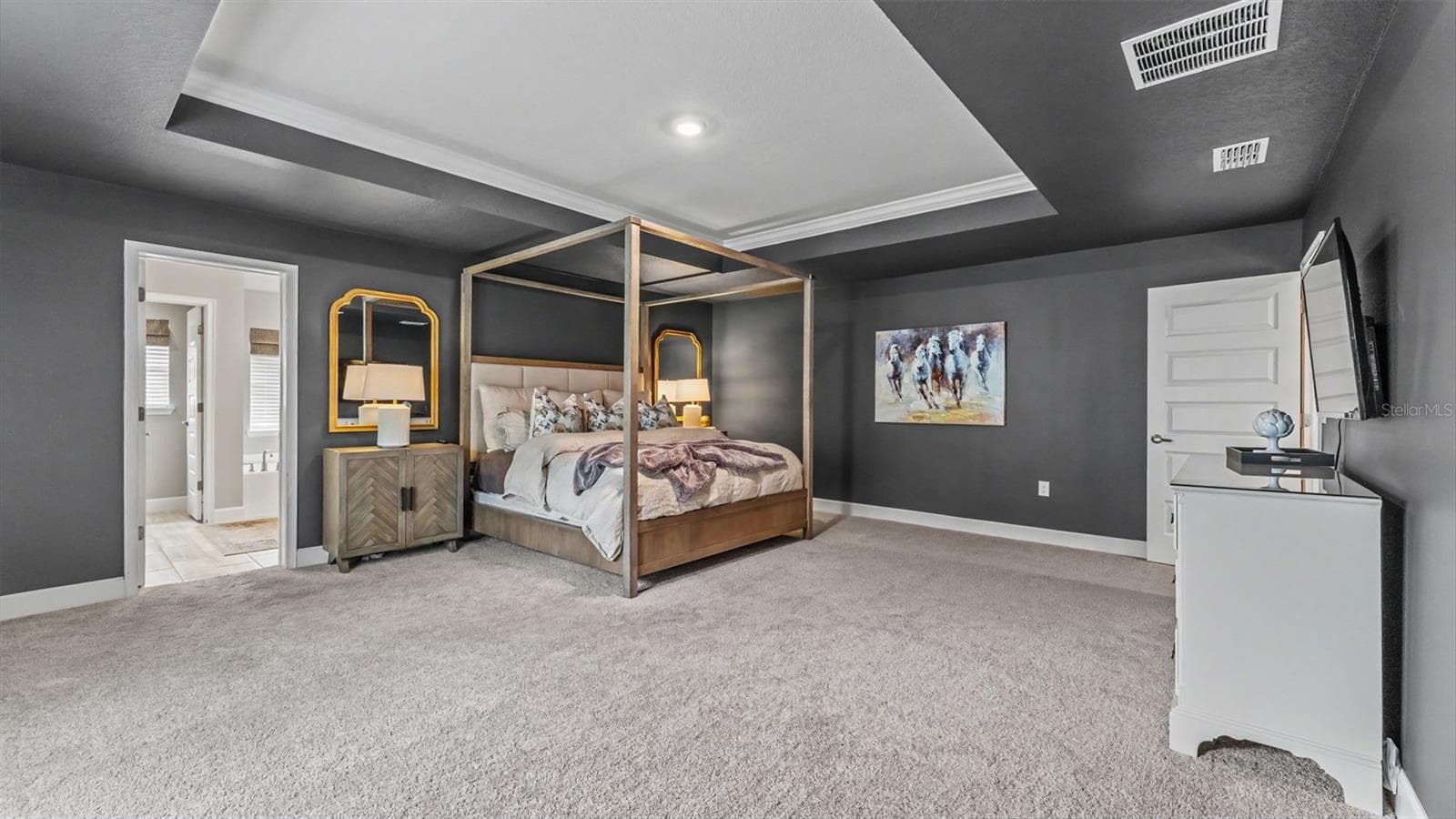 Master suite. - 5280 TENNESSEE RIDGE CT, AUBURNDALE