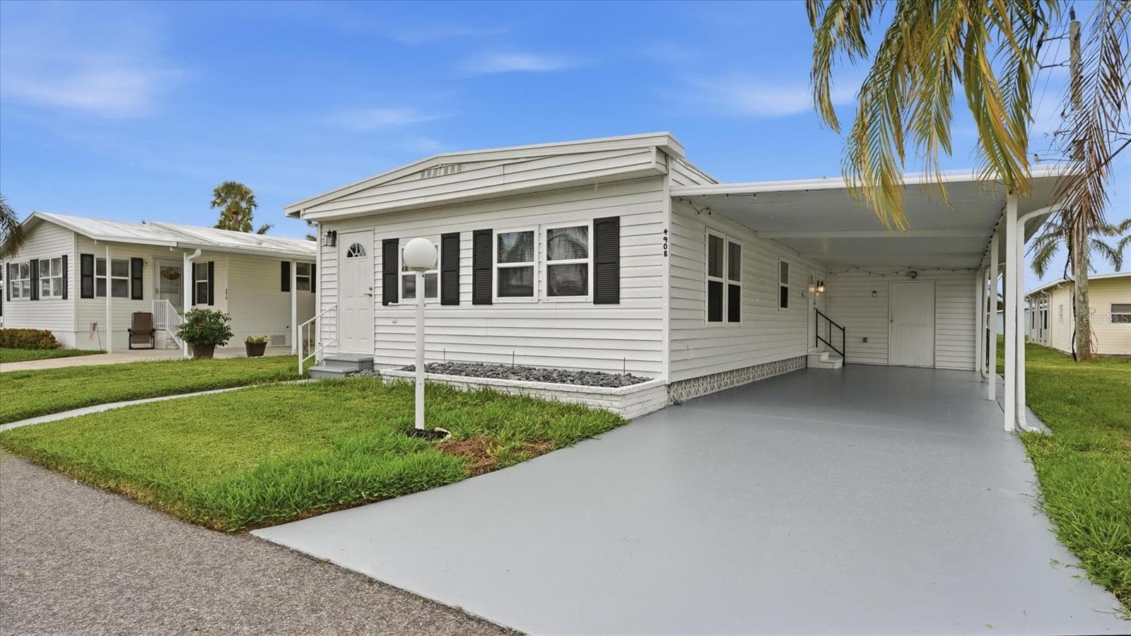 Mobile Home at 4908 5TH A ST E, BRADENTON, photo 3 of 35