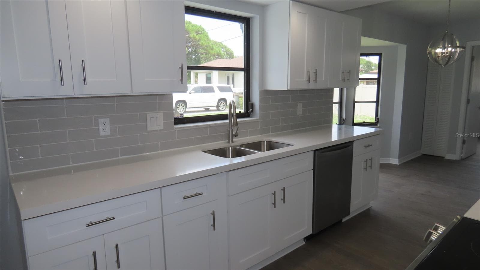 Single Family Residence at 807 NECTAR RD, VENICE, photo 18 of 37