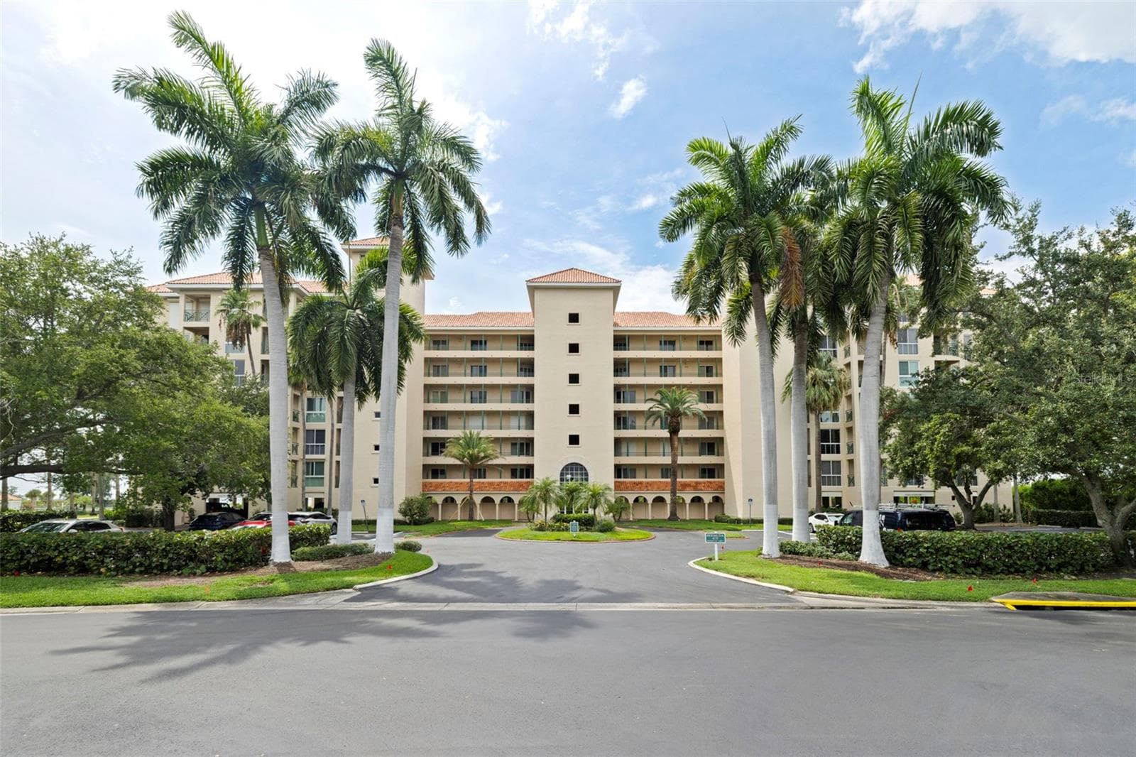 Condominium at 4737 DOLPHIN CAY LN S #401, ST PETERSBURG, photo 46 of 50