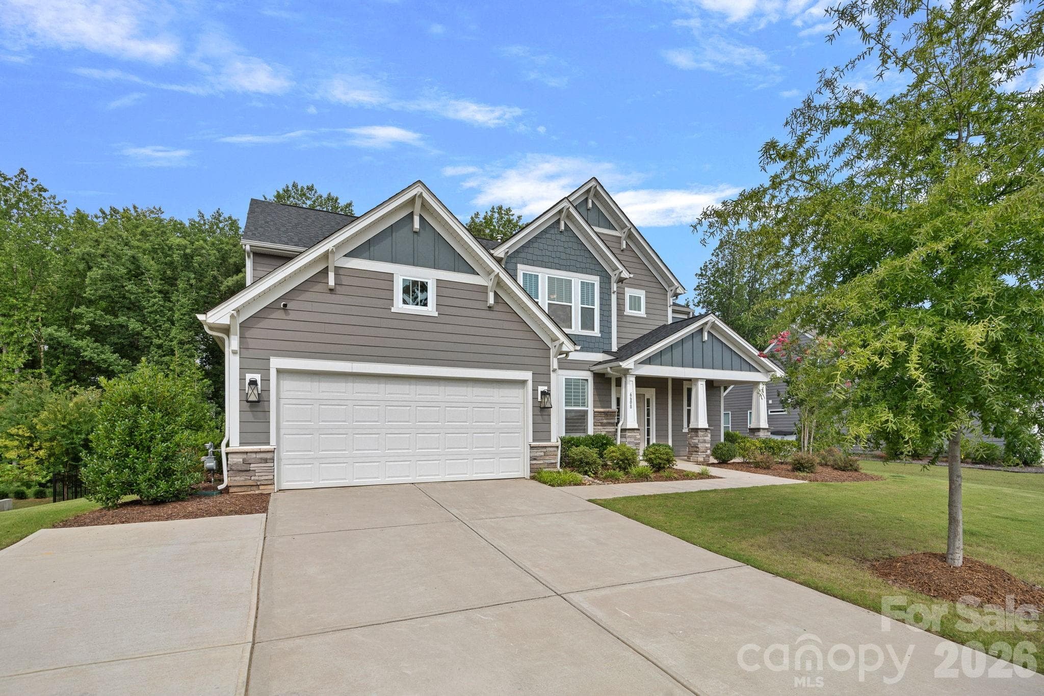 Single Family Residence at 6608 Jepson Court, Charlotte, photo 2 of 36
