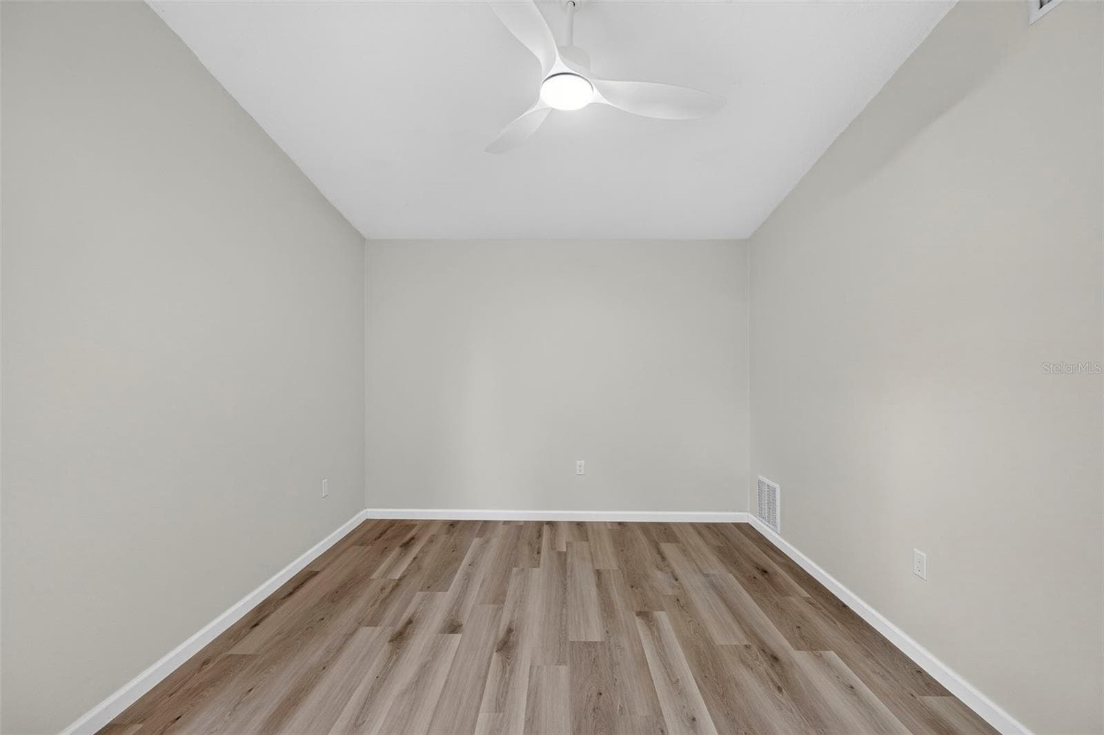 Single Family Residence at 647 BONNIE BLVD, PALM HARBOR, photo 31 of 45