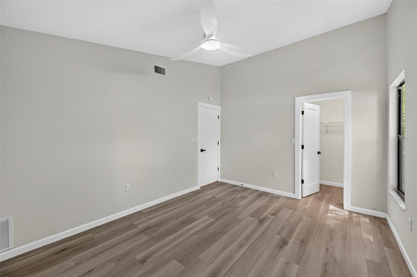 Single Family Residence at 647 BONNIE BLVD, PALM HARBOR, photo 33 of 45