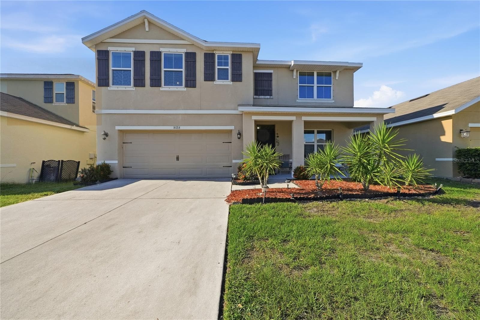 Single Family Residence at 8128 HARWICH PORT LN, GIBSONTON, photo 2 of 40