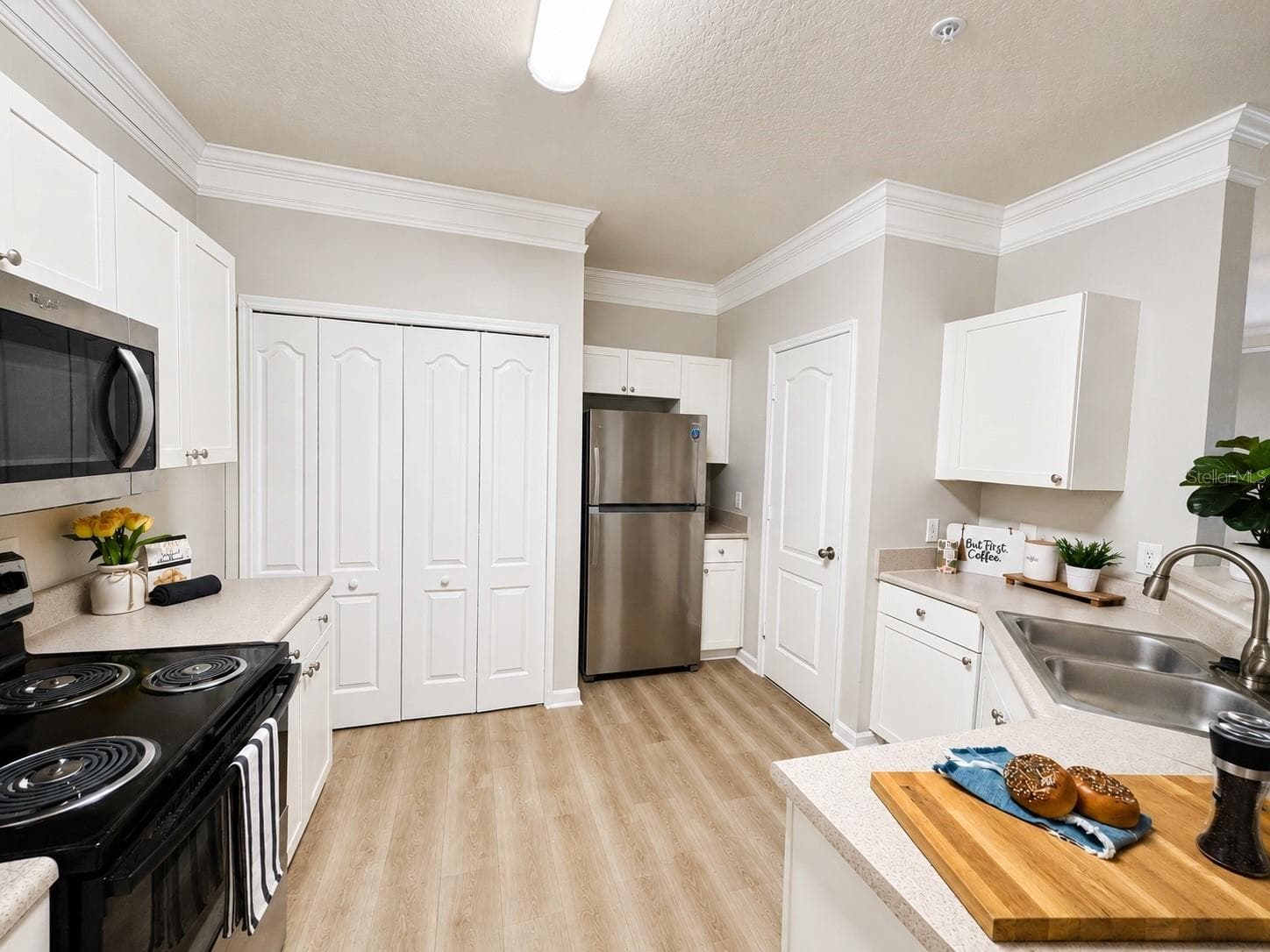 Condominium at 8813 VILLA VIEW CIR #204, ORLANDO, photo 5 of 25