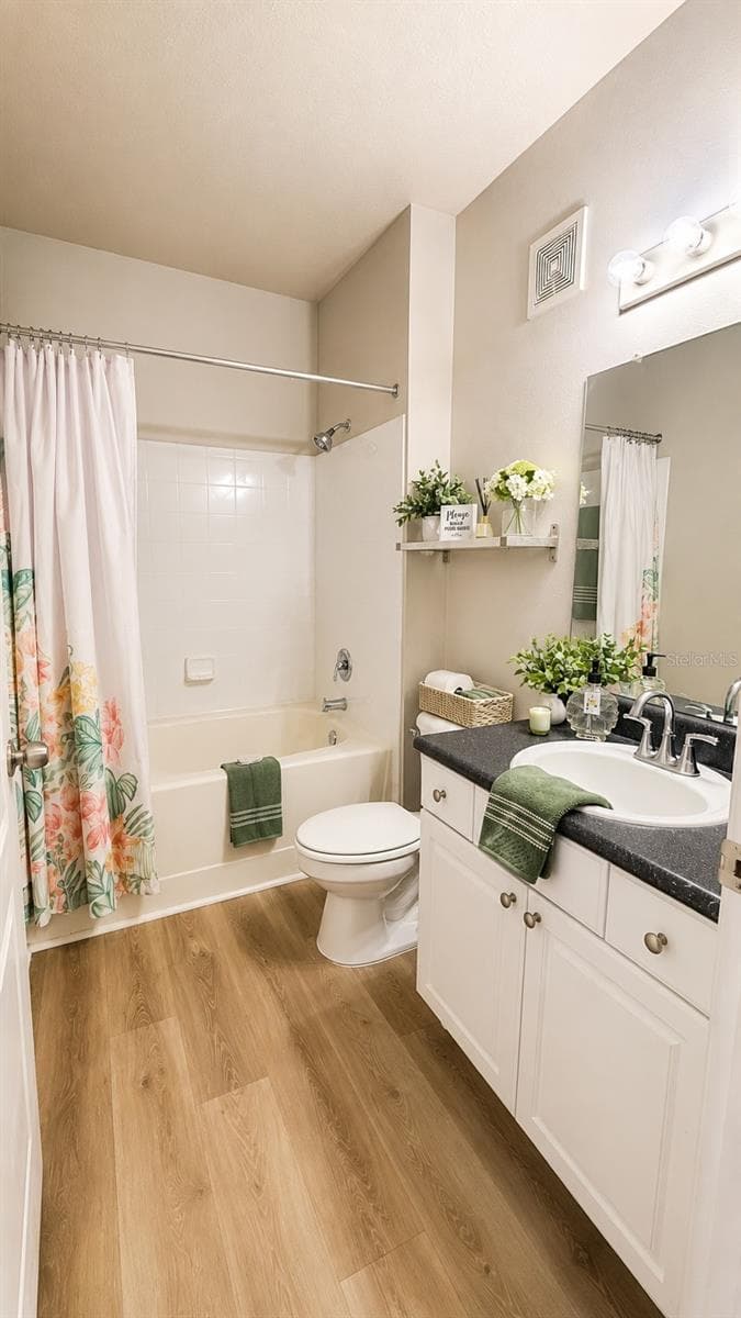 Condominium at 8813 VILLA VIEW CIR #204, ORLANDO, photo 20 of 25