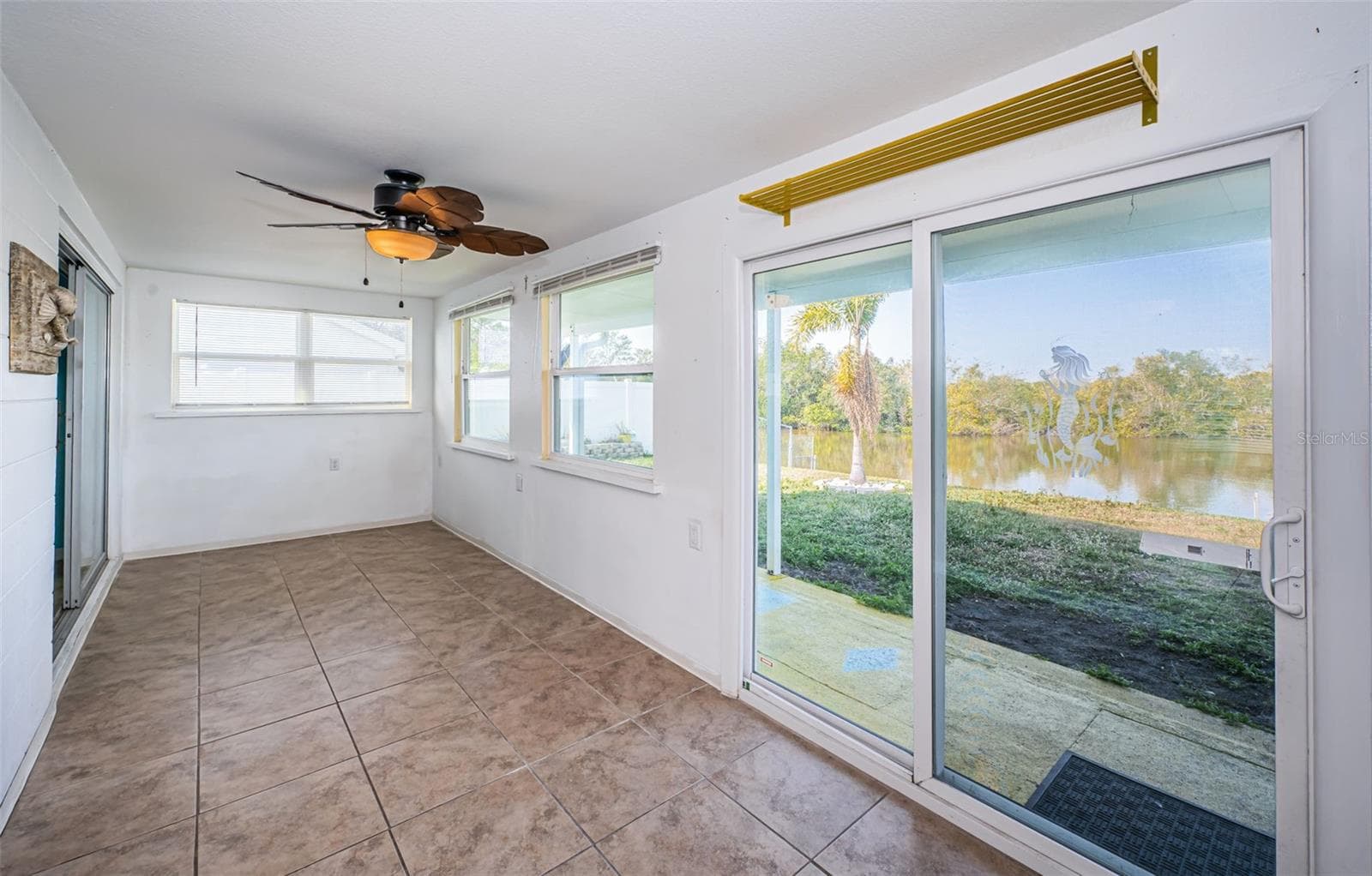 Lanai - 3627 GRAYTON DR, NEW PORT RICHEY
