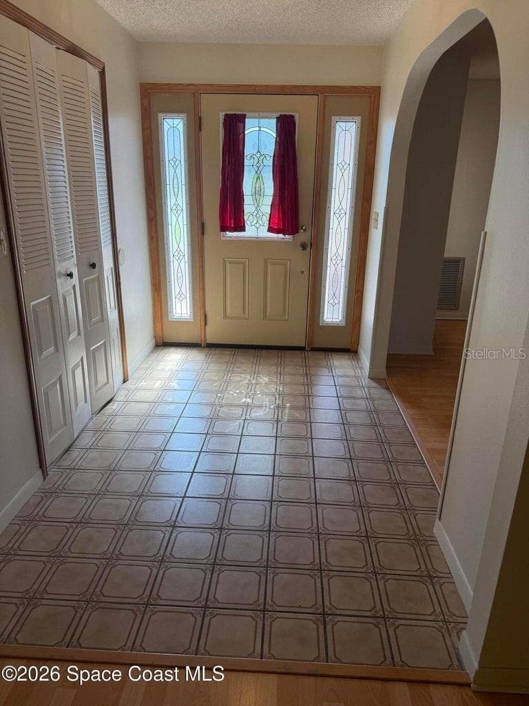 Half Duplex at 3079 SEA GATE CIR, MERRITT ISLAND, photo 9 of 27