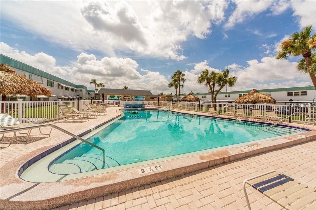 Condominium at 5356 81ST ST N #15, ST PETERSBURG, photo 18 of 28