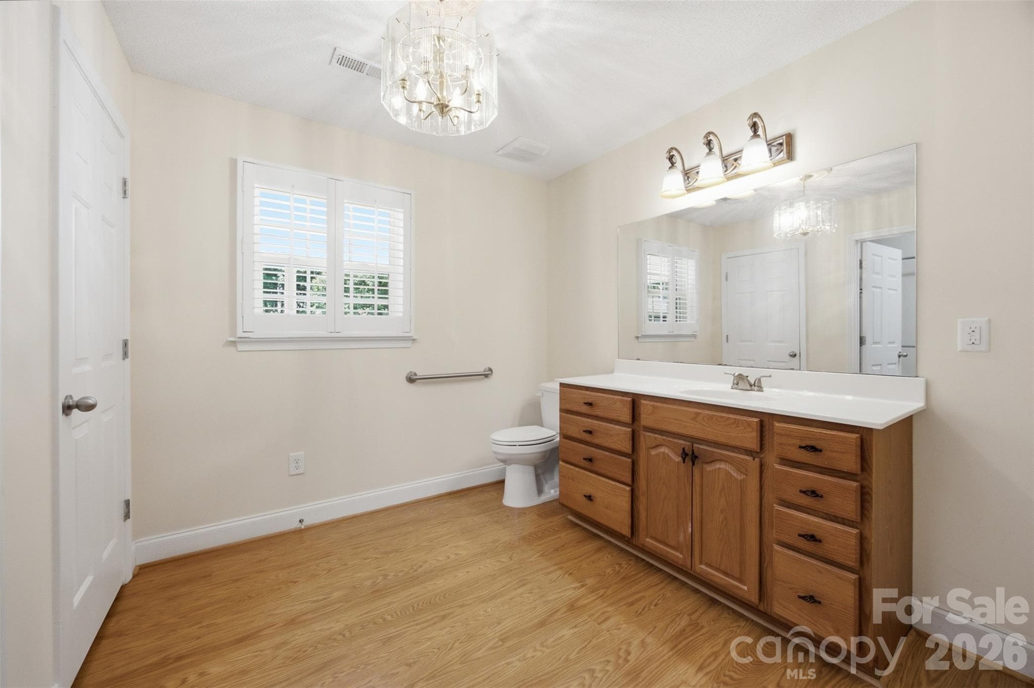 Single Family Residence at 125 Shady Bluff Drive, Gastonia, photo 16 of 37