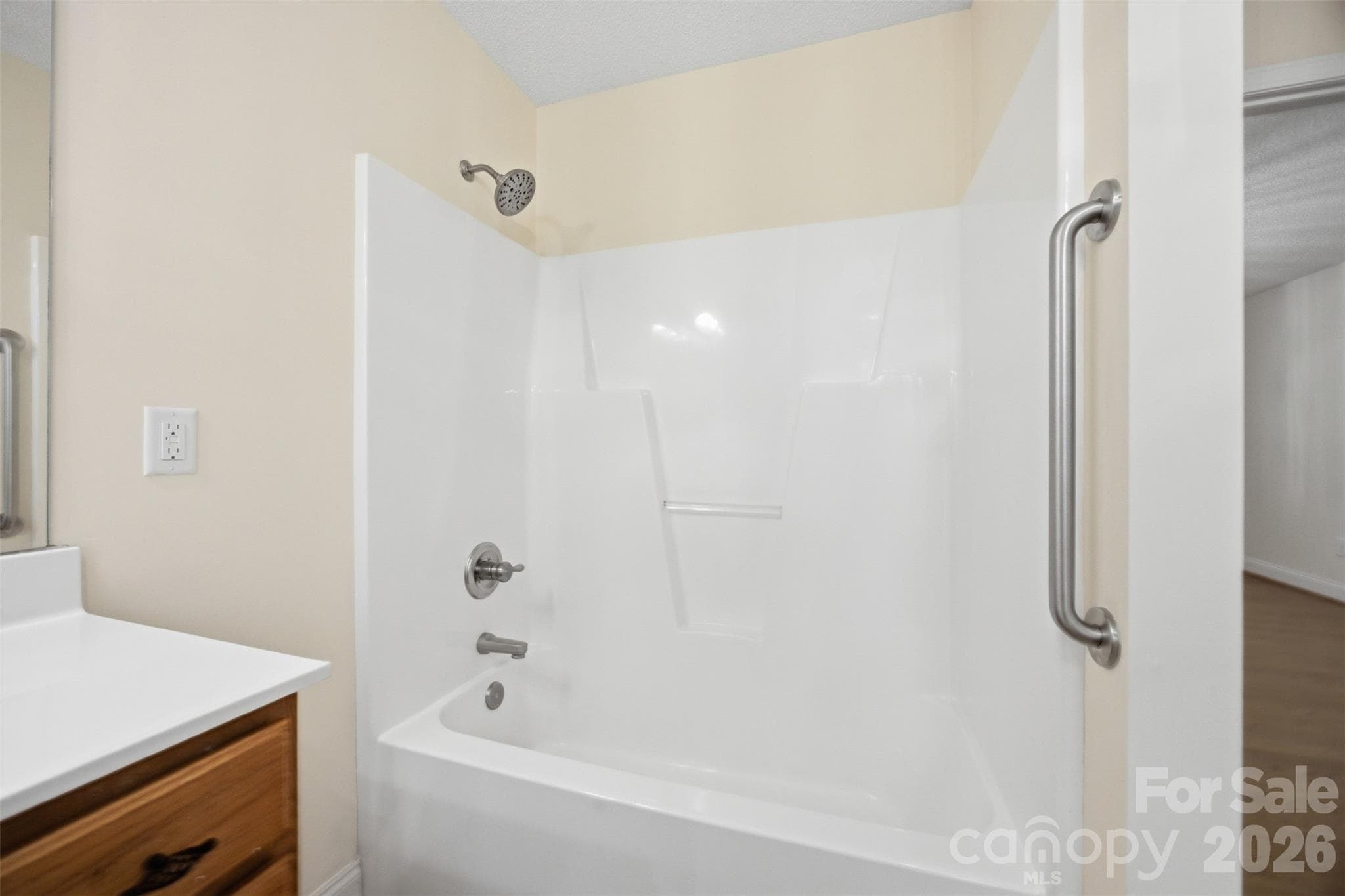 Single Family Residence at 125 Shady Bluff Drive, Gastonia, photo 17 of 37