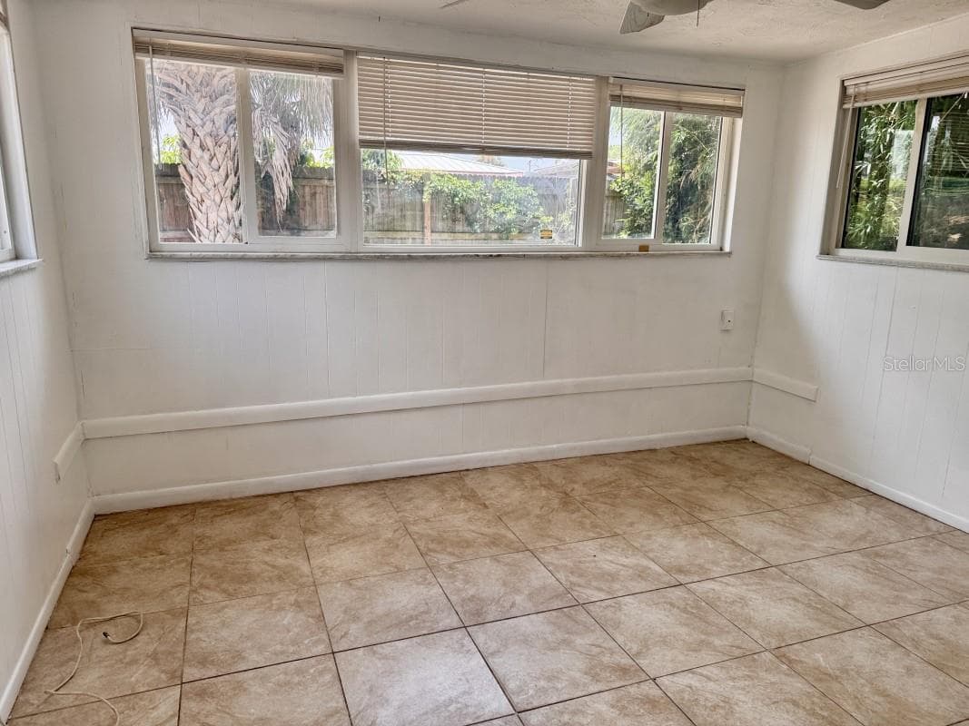 Single Family Residence at 4338 BEACON SQUARE DR, HOLIDAY, photo 3 of 3