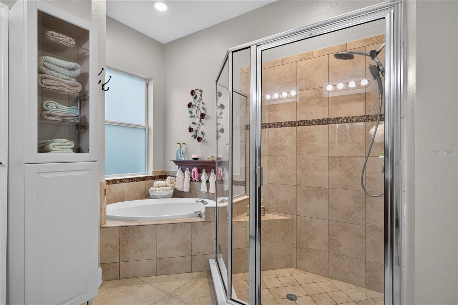 Primary Bath - 6144 CLIFF HOUSE LN, RIVERVIEW
