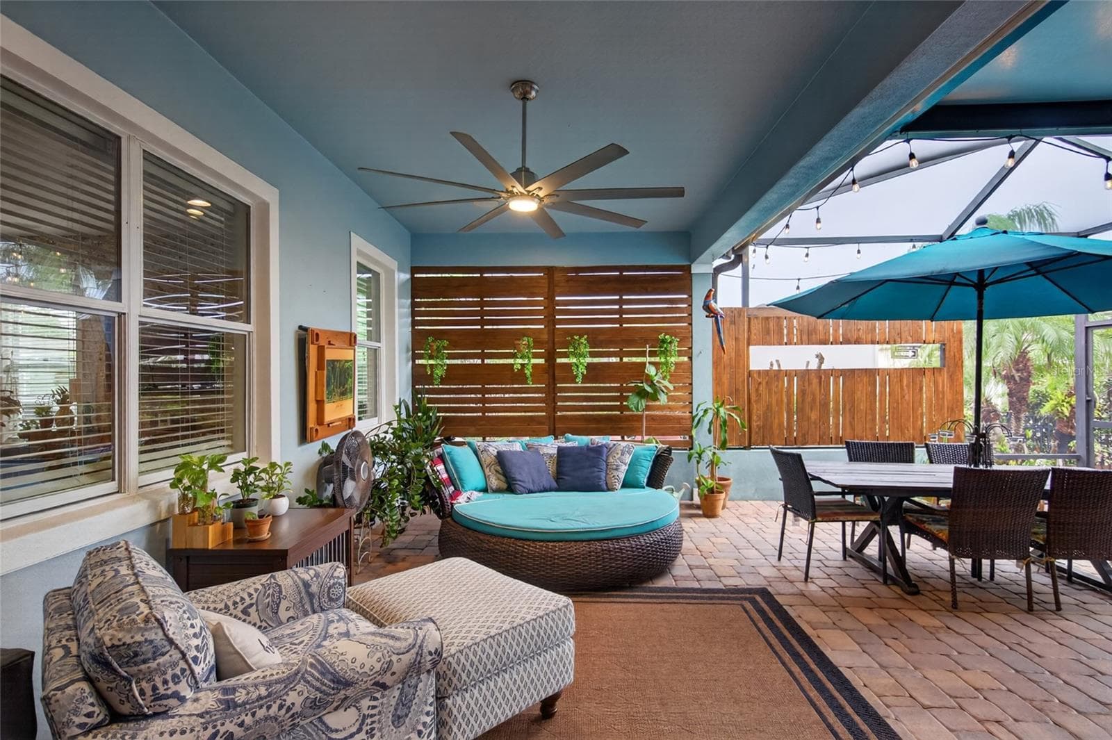 Expansive Covered Lanai - 6144 CLIFF HOUSE LN, RIVERVIEW