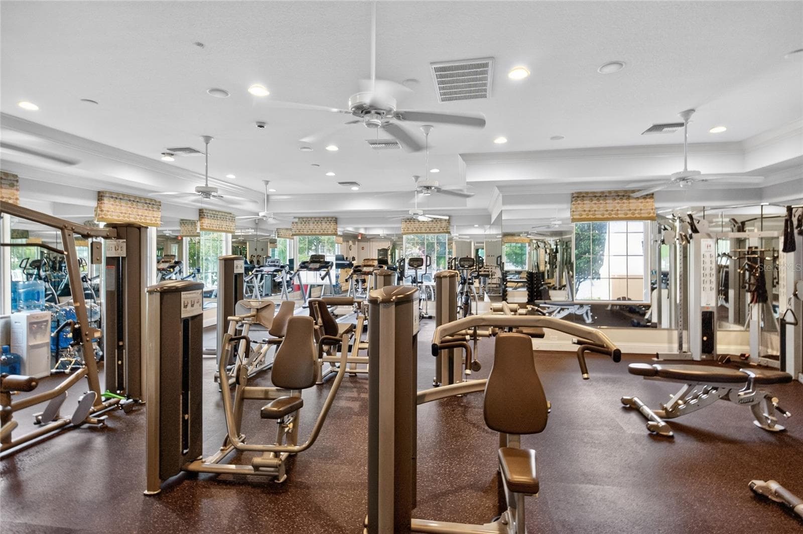 Fitness Center - 6144 CLIFF HOUSE LN, RIVERVIEW