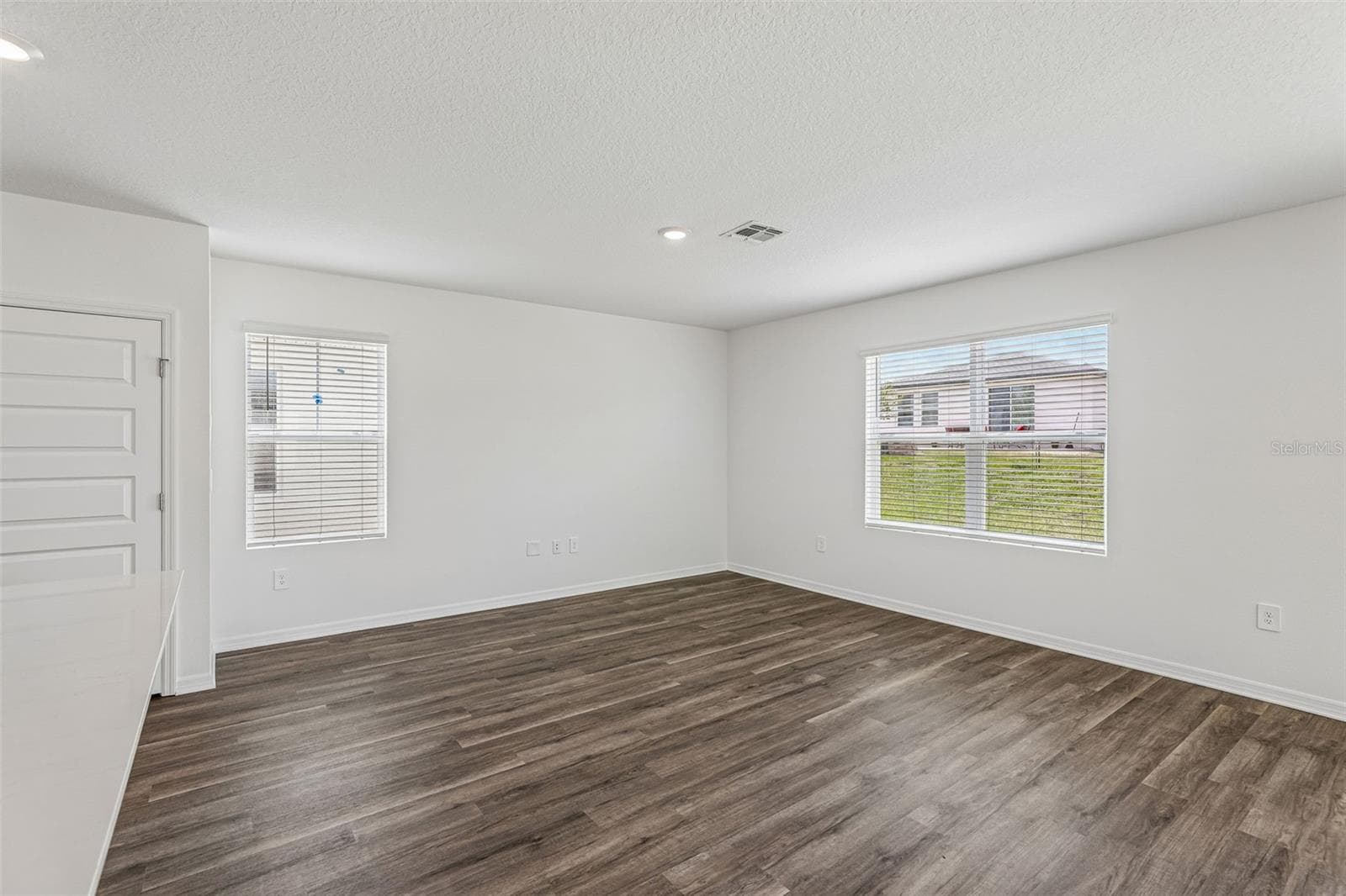 Single Family Residence at 4007 LIMEKLIN LOOP, DAVENPORT, photo 2 of 35