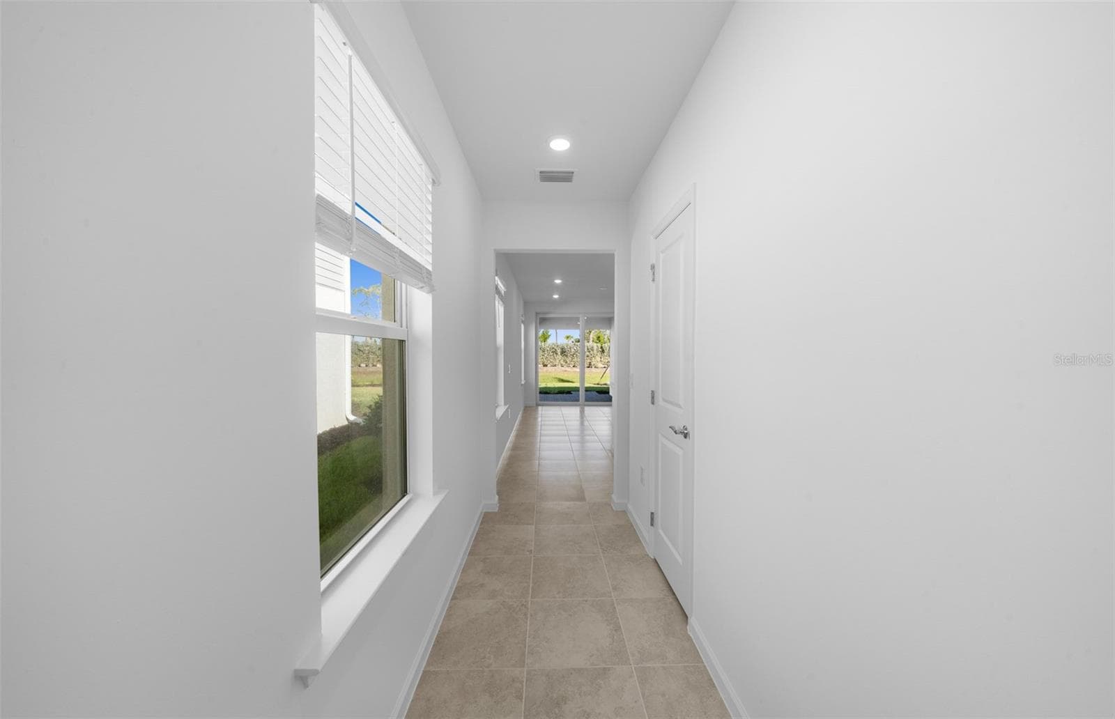 Daylen floorplan, homes may vary. - 813 BALLEBY TRL, BRADENTON