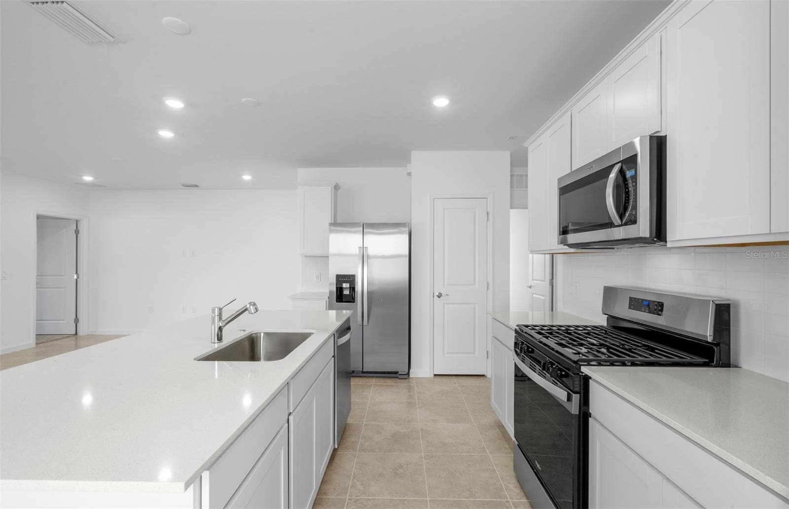 Daylen floorplan, homes may vary. - 813 BALLEBY TRL, BRADENTON