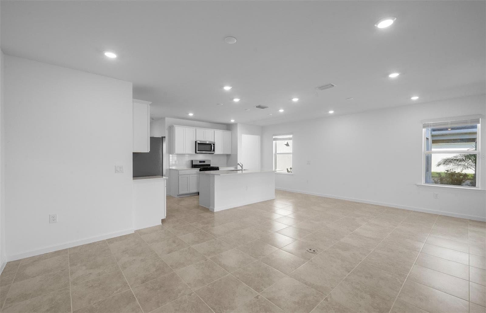 Daylen floorplan, homes may vary. - 813 BALLEBY TRL, BRADENTON