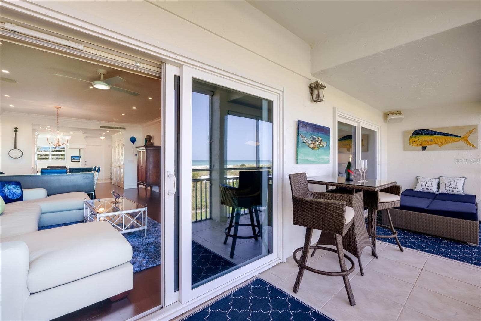 Great Room Opens Directly to Lanai - 7001 GULF OF MEXICO DR #24, LONGBOAT KEY
