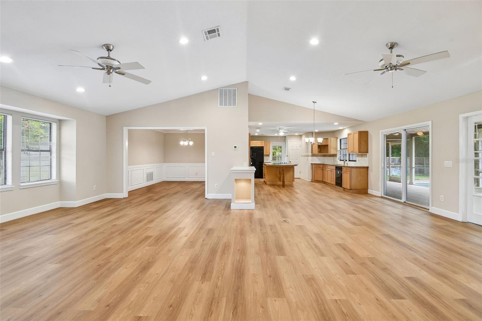 Living Room, Game Room, Dining Room and Kitchen - 755 KEENELAND PIKE, LAKE MARY