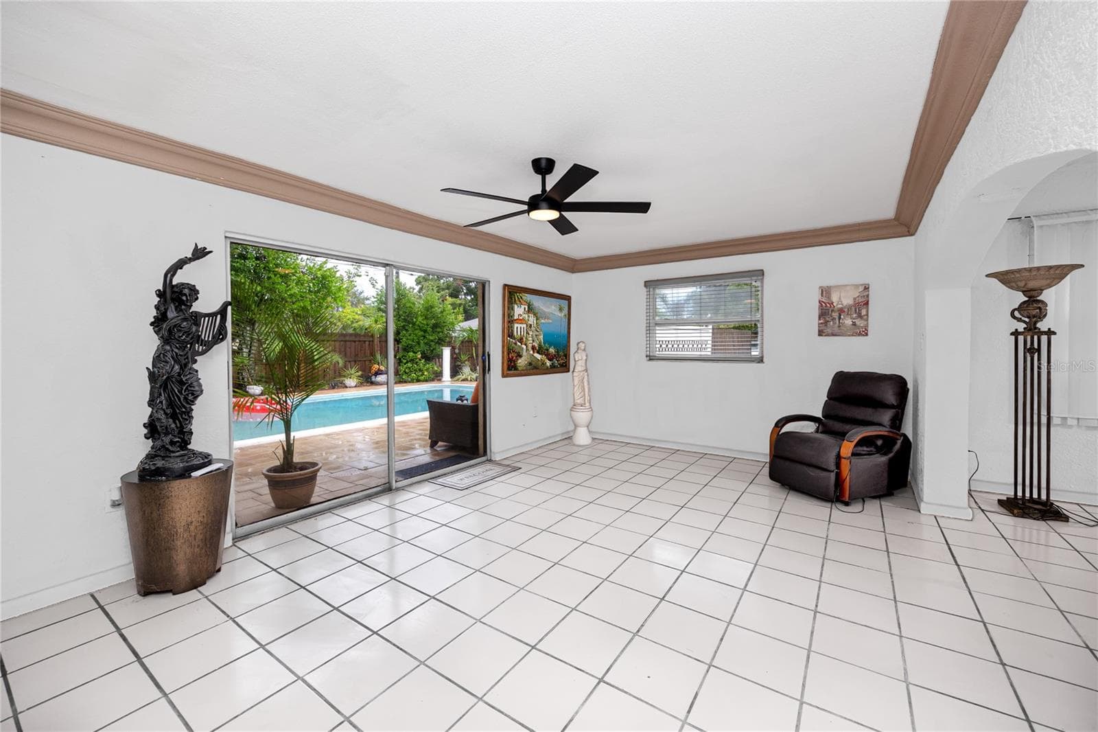 Single Family Residence at 755 43RD ST N, ST PETERSBURG, photo 8 of 44