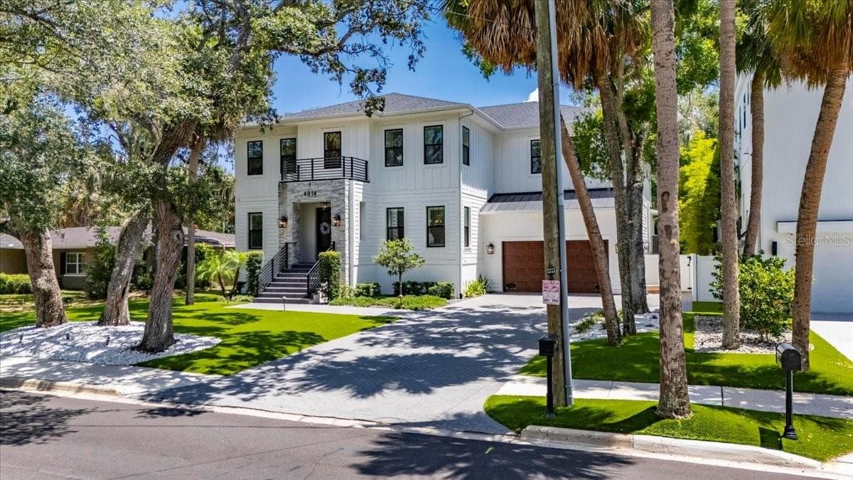 Single Family Residence at 4814 W SAN JOSE ST, TAMPA, photo 87 of 89