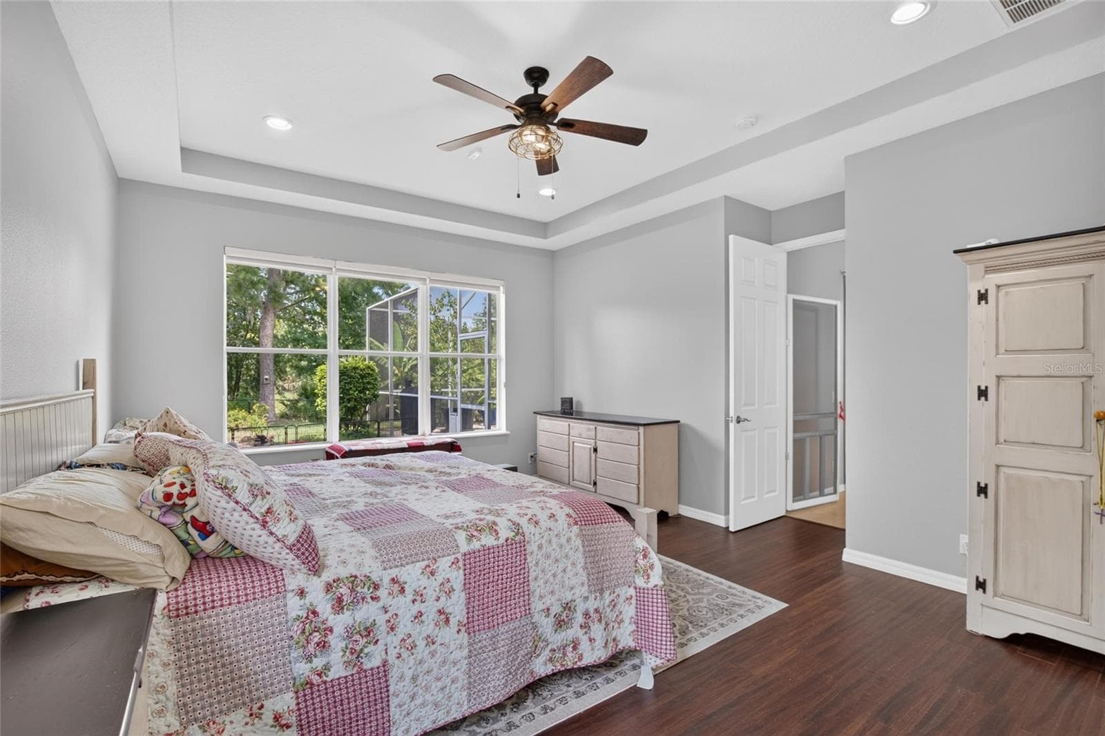 Single Family Residence at 10103 DEERCLIFF DR, TAMPA, photo 31 of 94