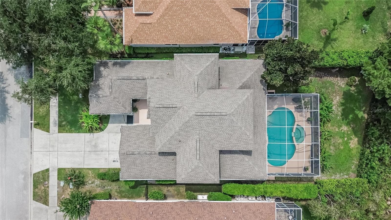 Single Family Residence at 10103 DEERCLIFF DR, TAMPA, photo 74 of 94