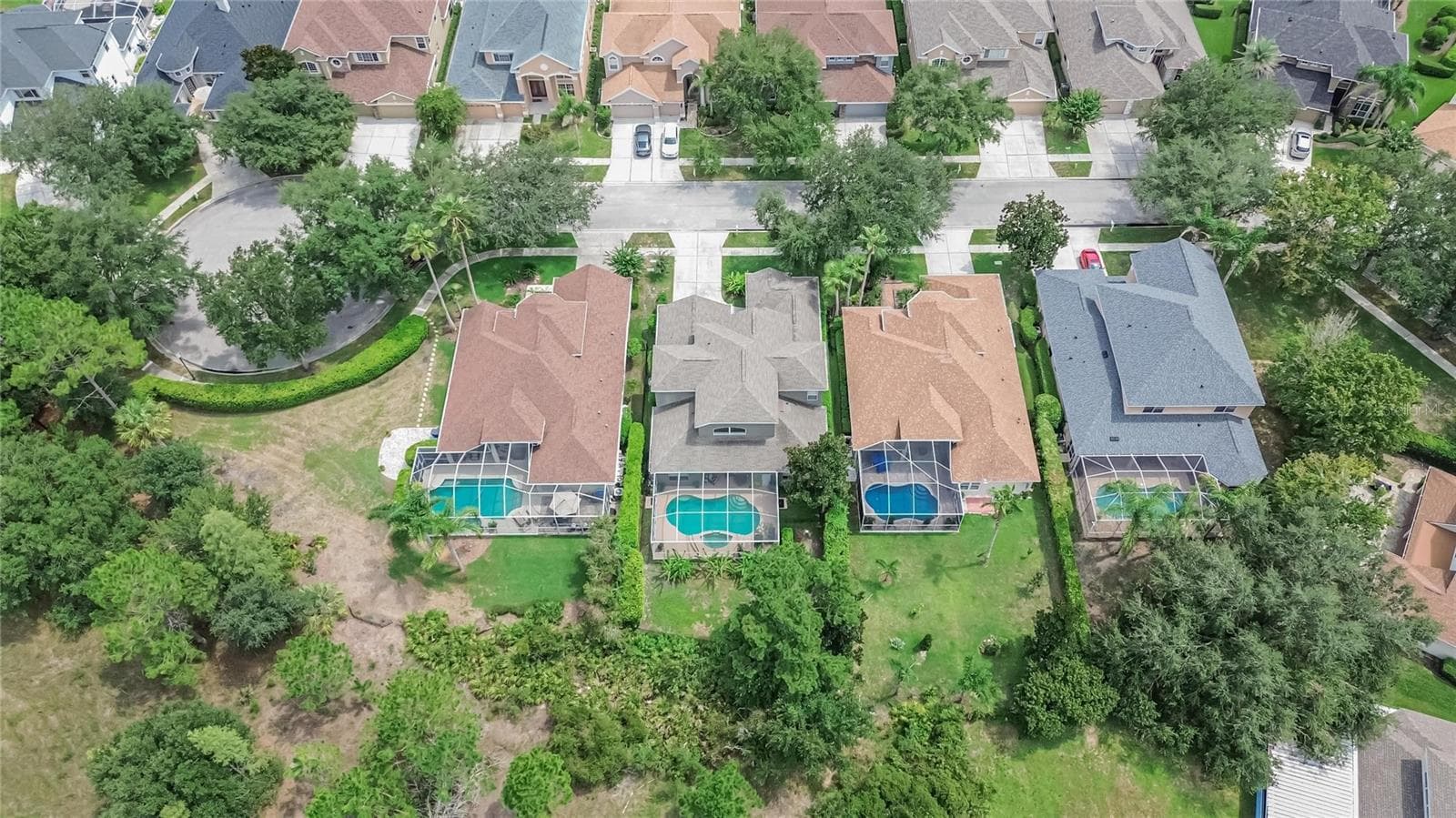 Single Family Residence at 10103 DEERCLIFF DR, TAMPA, photo 78 of 94