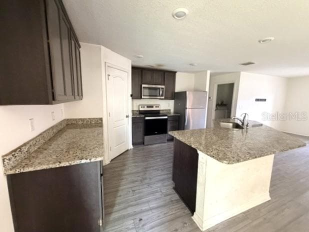 Single Family Residence at 3494 APPLE ORCHARD DR, DELTONA, photo 4 of 8