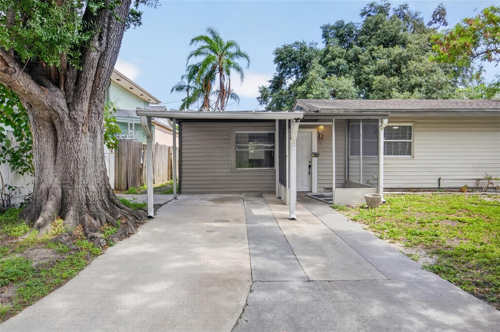 Single Family Residence at 3615 W ROGERS AVE, TAMPA, photo 2 of 28