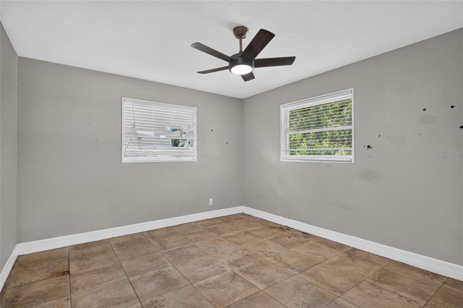 Single Family Residence at 3615 W ROGERS AVE, TAMPA, photo 17 of 28