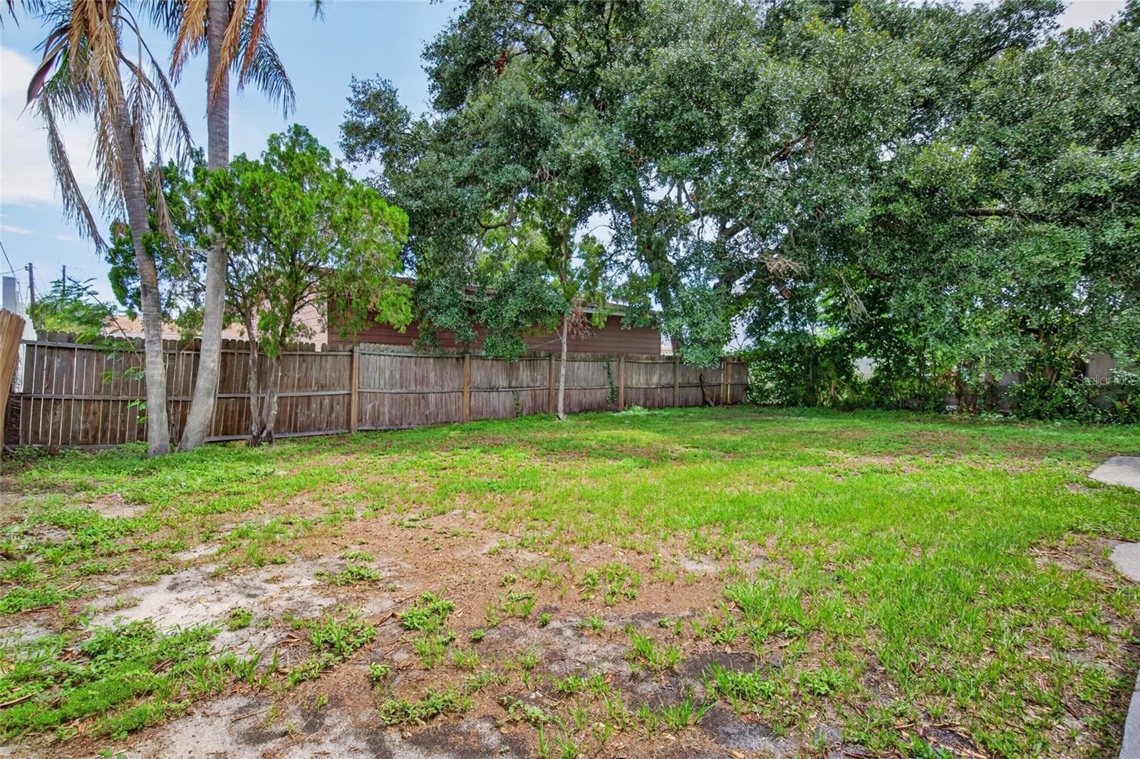 Single Family Residence at 3615 W ROGERS AVE, TAMPA, photo 25 of 28