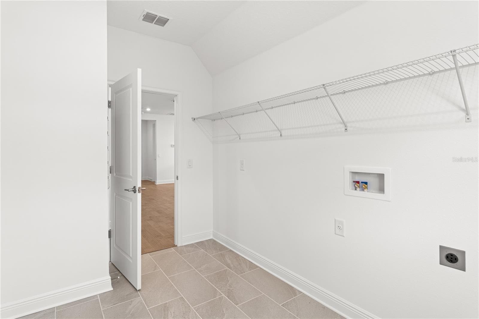 Single Family Residence at 4421 W BAY COURT AVE, TAMPA, photo 46 of 74