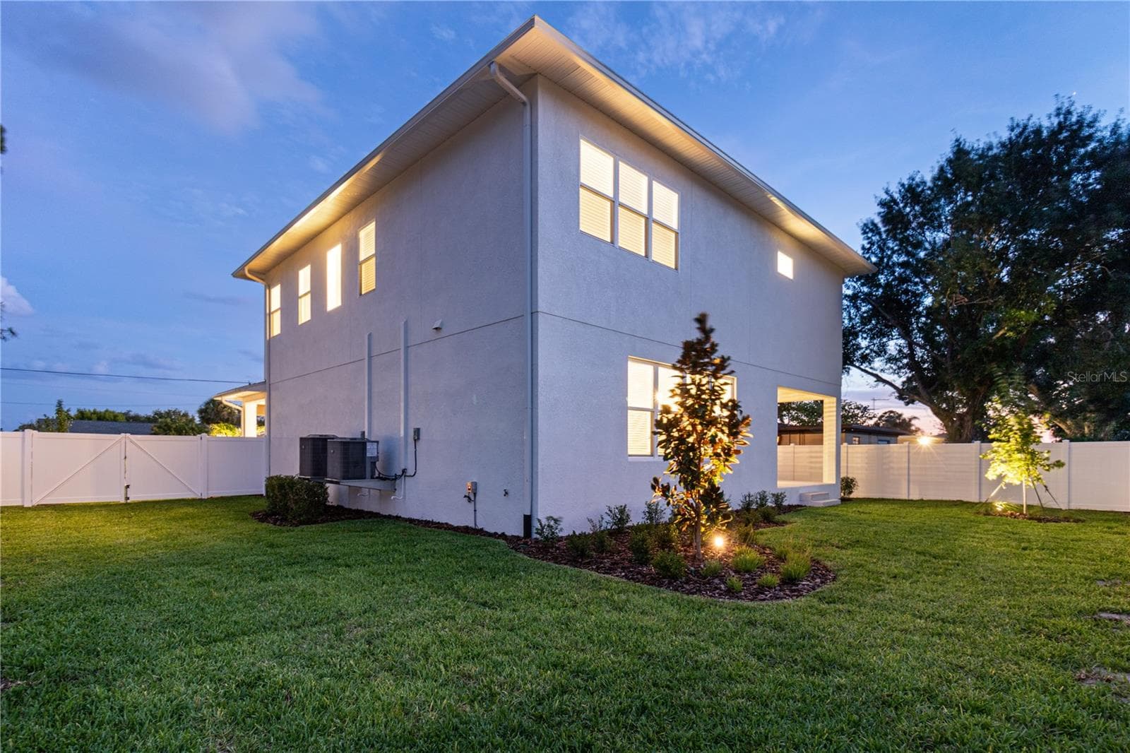 Single Family Residence at 4421 W BAY COURT AVE, TAMPA, photo 69 of 74