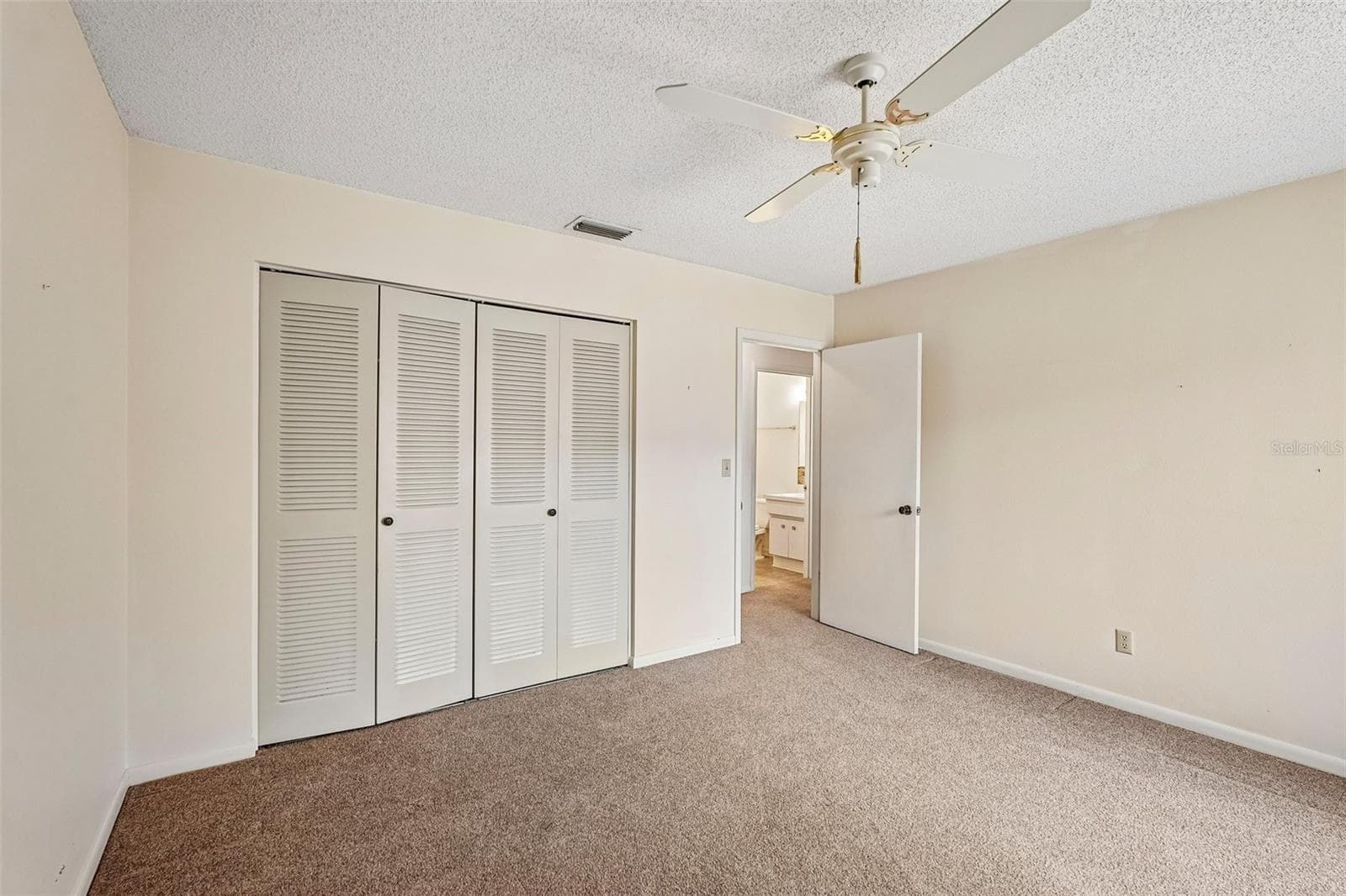Condominium at 1329 NEW BEDFORD DR, SUN CITY CENTER, photo 18 of 45