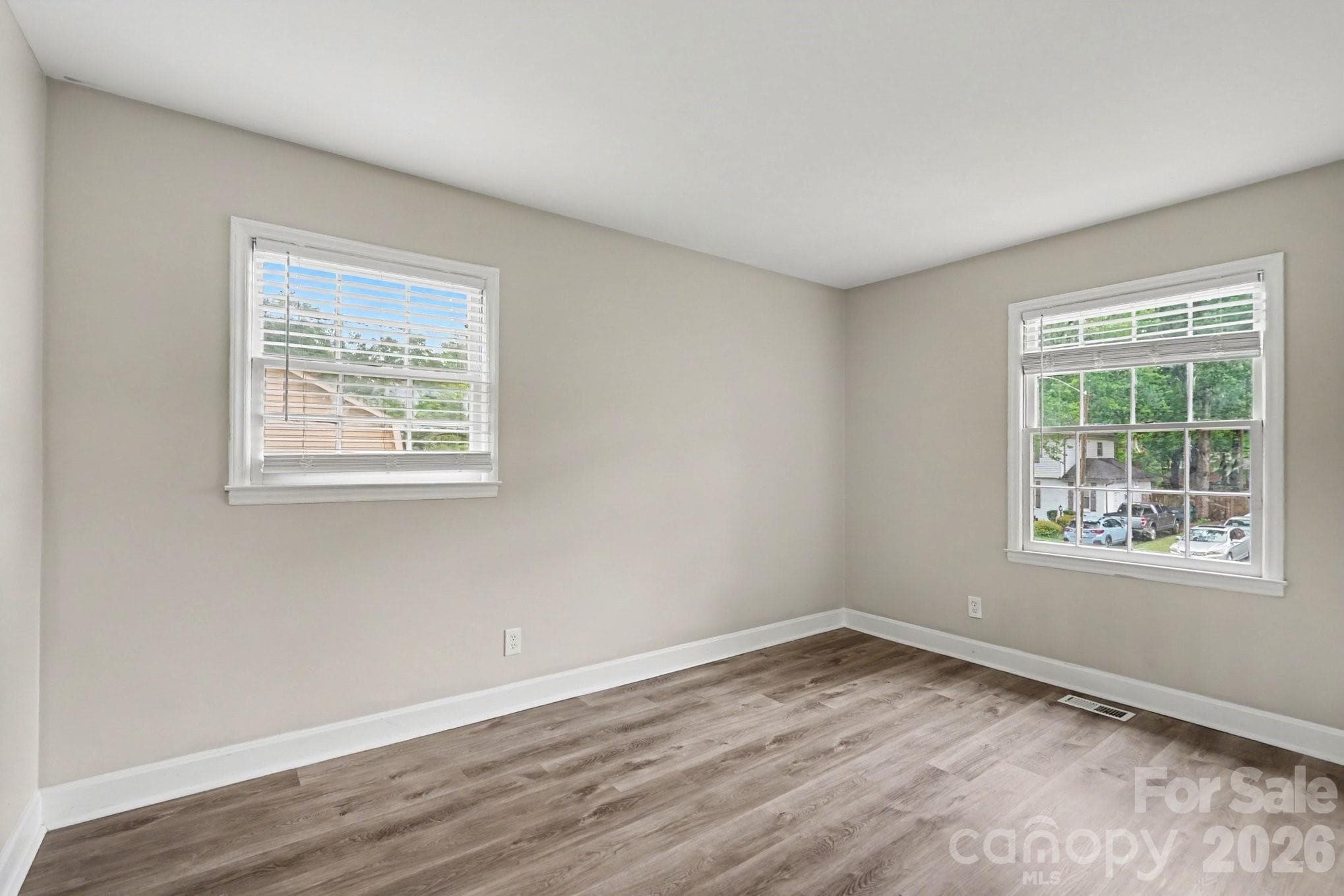 Single Family Residence at 6601 Lynfield Drive, Charlotte, photo 16 of 19