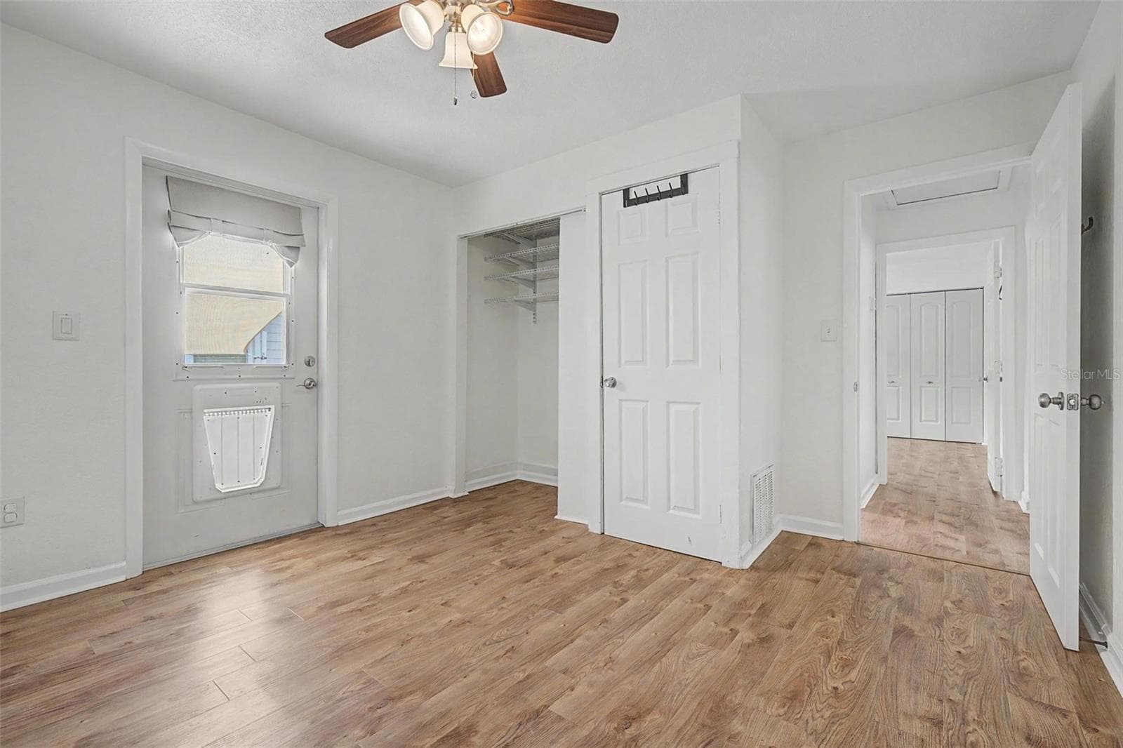Single Family Residence at 3913 N LYNN AVE, TAMPA, photo 15 of 33
