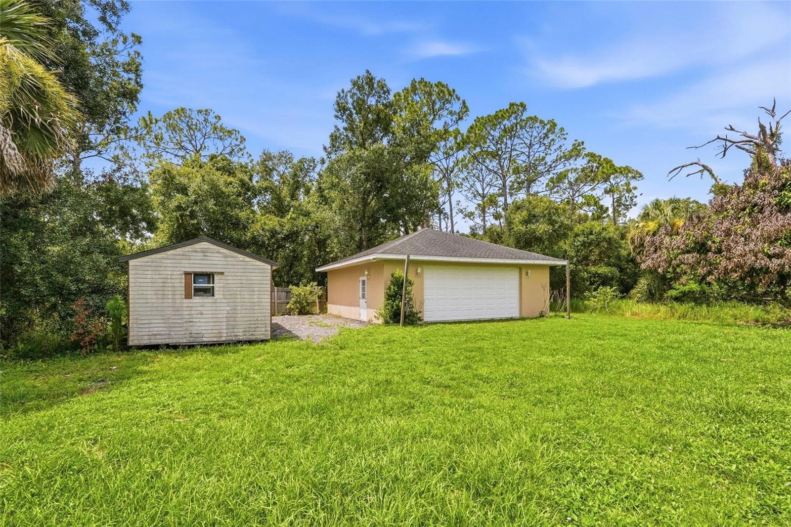 Single Family Residence at 2209 TROPICAIRE BLVD, NORTH PORT, photo 40 of 69