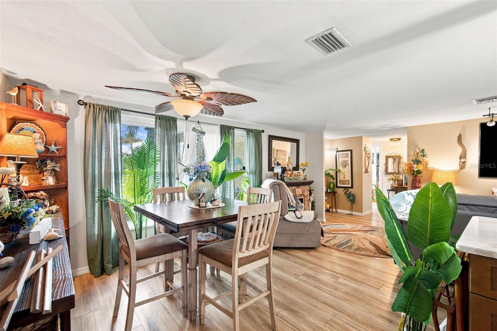 Single Family Residence at 12816 4TH ISLE, HUDSON, photo 18 of 60