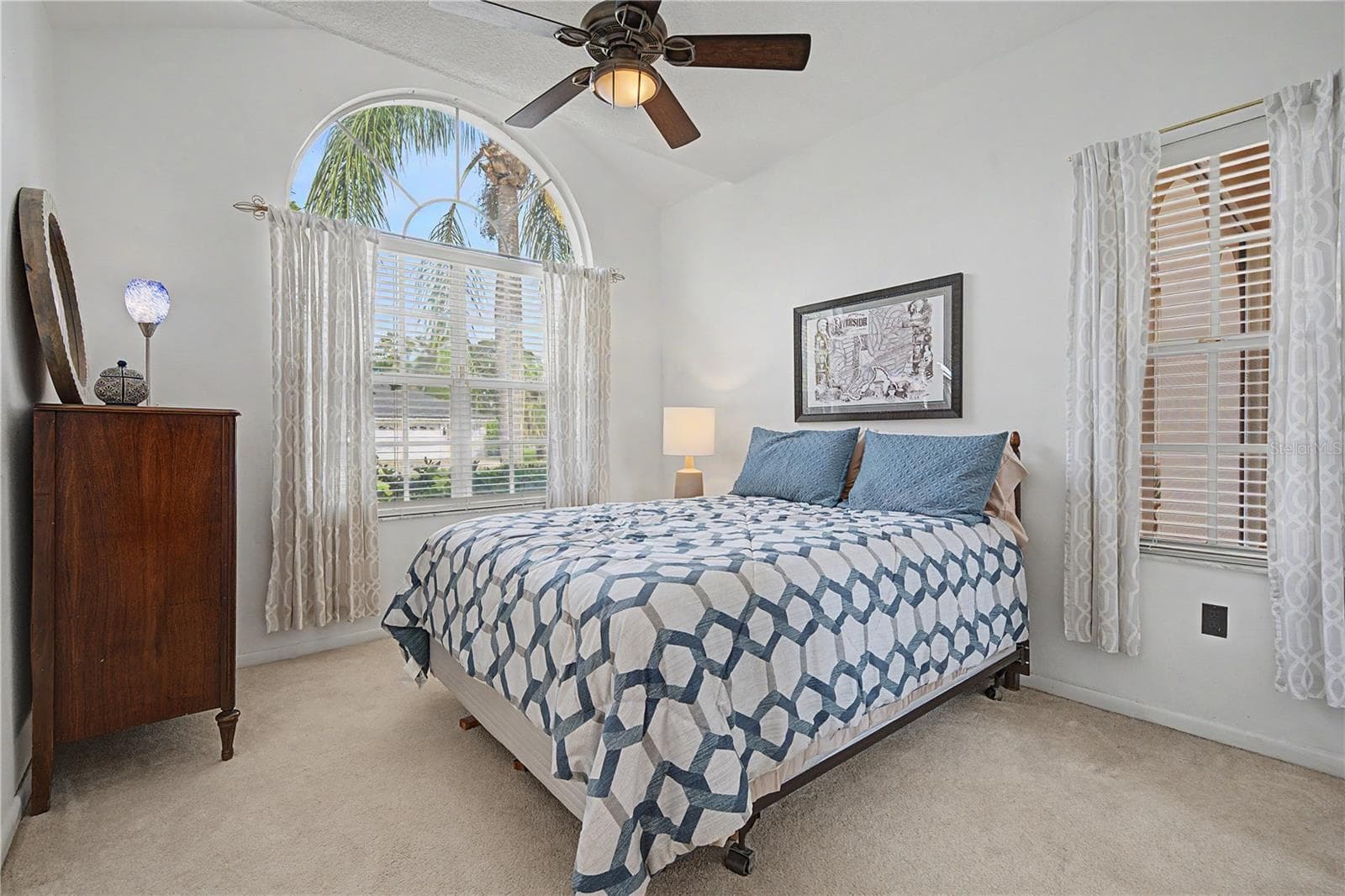 Single Family Residence at 2093 SWAN LN, PALM HARBOR, photo 31 of 55