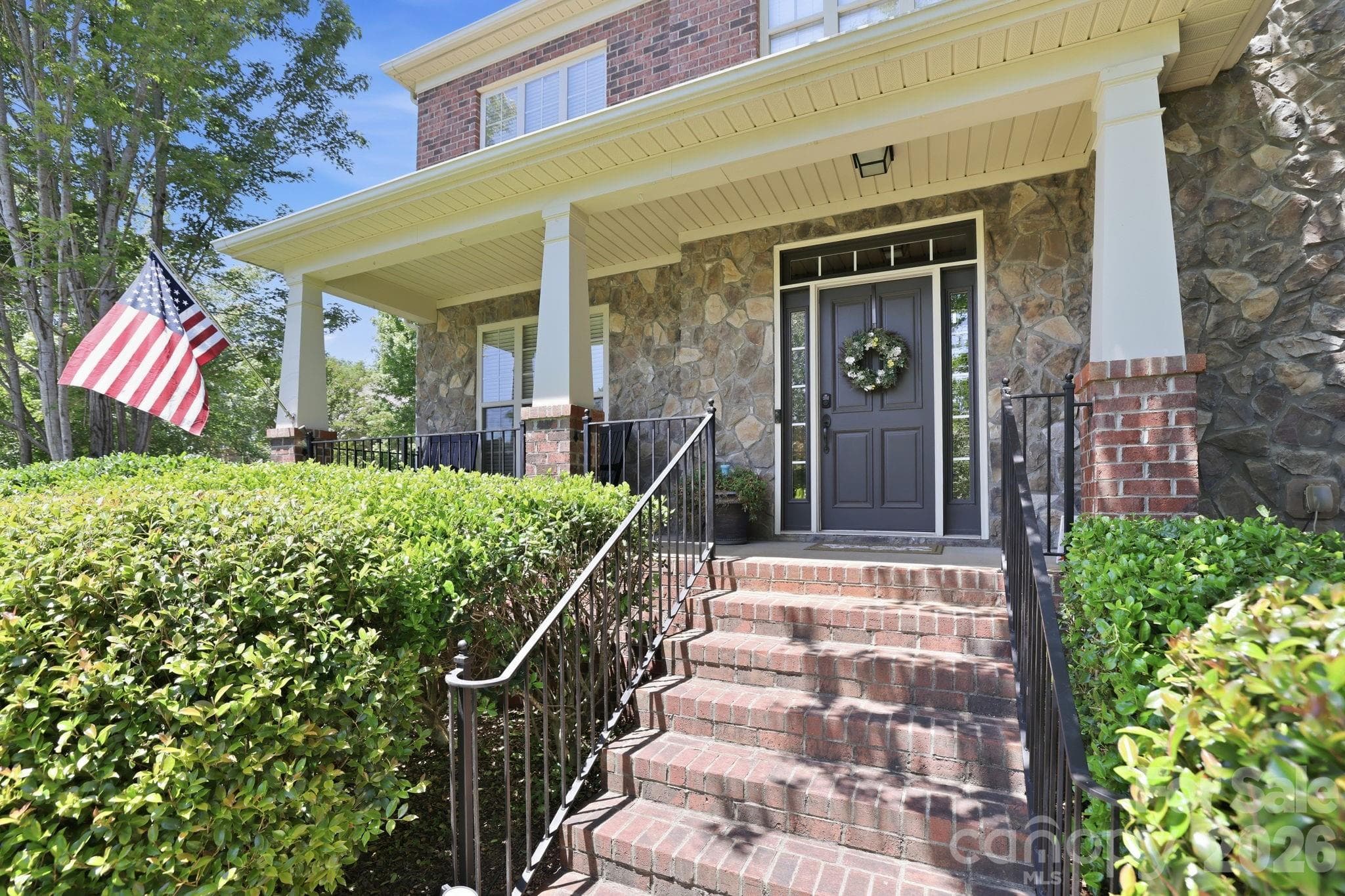 Single Family Residence at 705 Glenn Allen Way, Fort Mill, photo 3 of 48