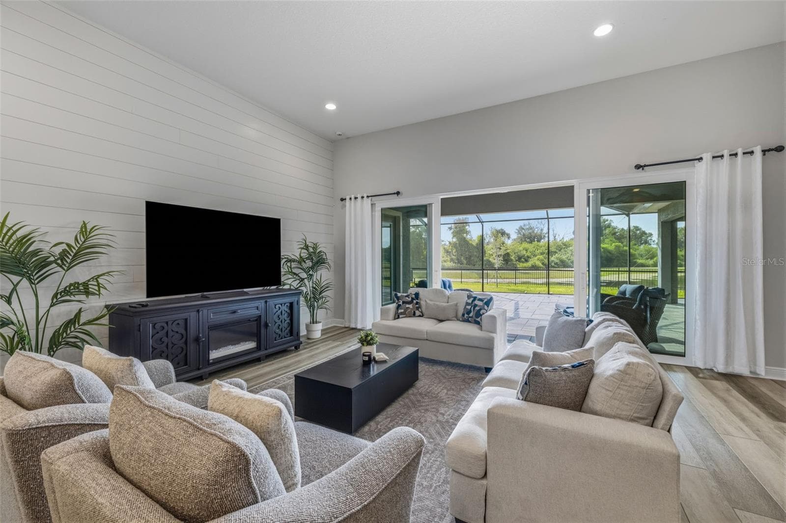 Single Family Residence at 5254 WOLF CREEK DR, APOLLO BEACH, photo 21 of 75