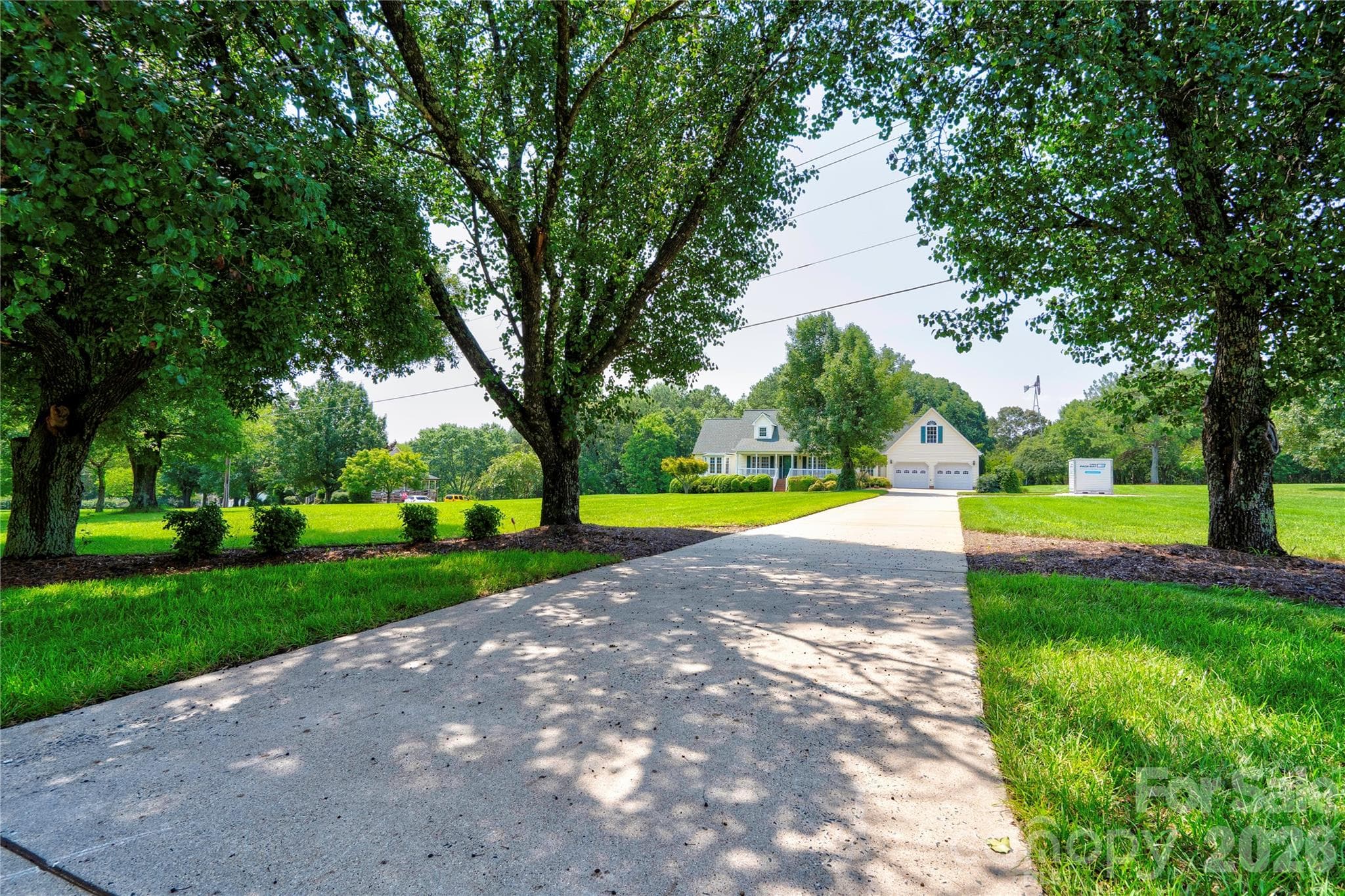 Front - 719 W Zion Church Road, Shelby