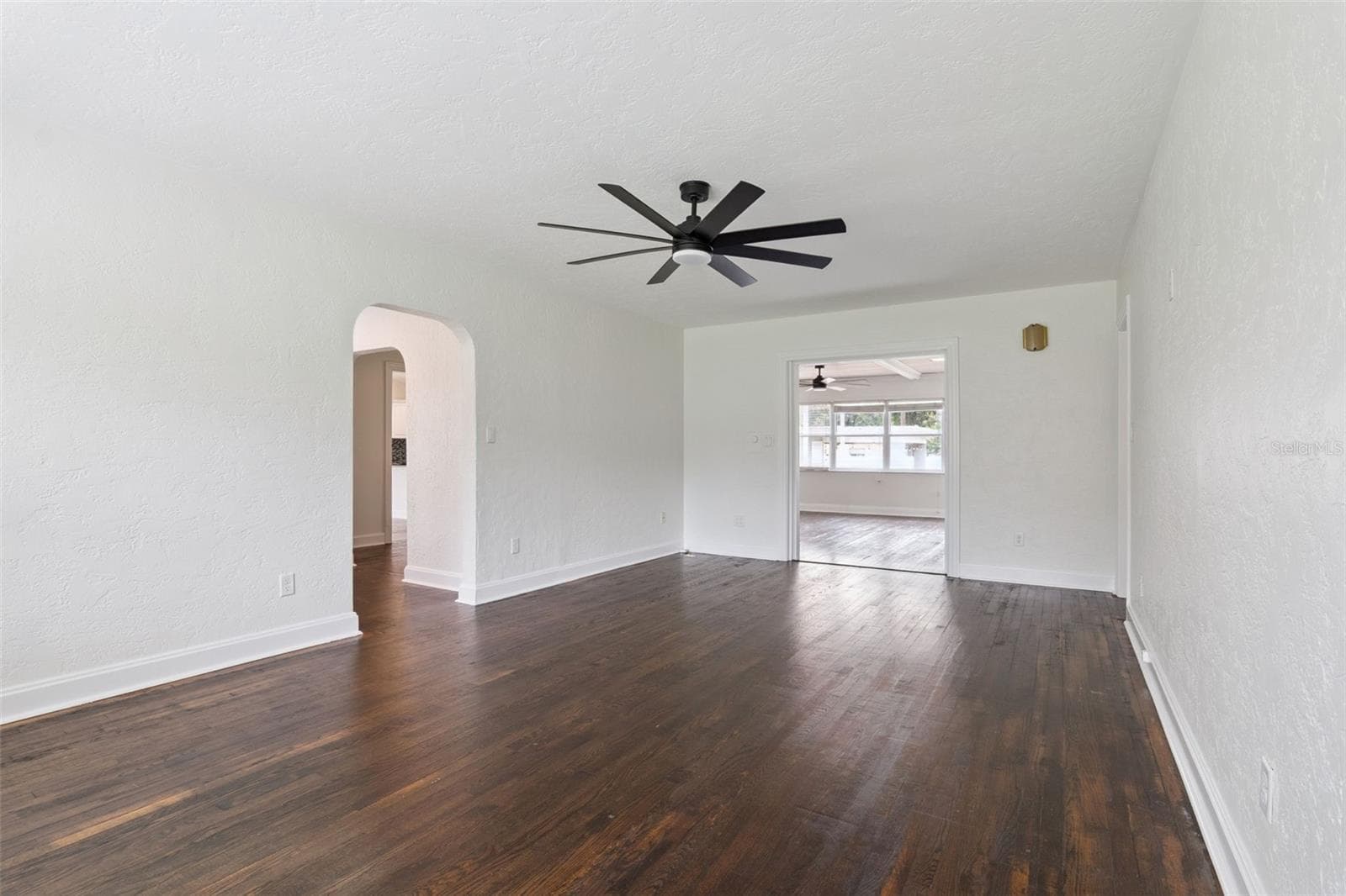 Single Family Residence at 207 S SUMMERLIN AVE, SANFORD, photo 7 of 50